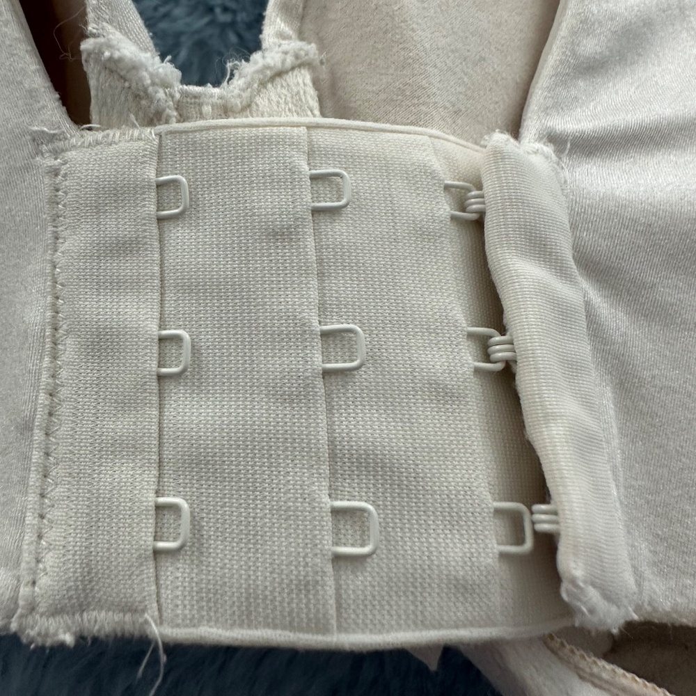 Invisible Backsmoother Full Coverage Bra - image 5